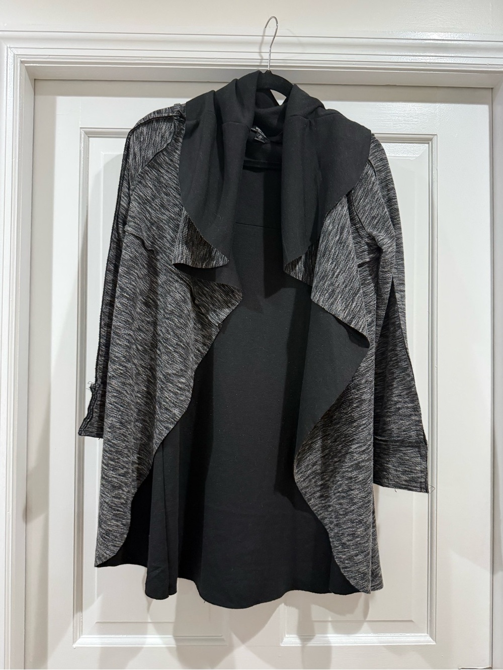 Kensie Black and Heather Gray Draped Open-Front Cardigan